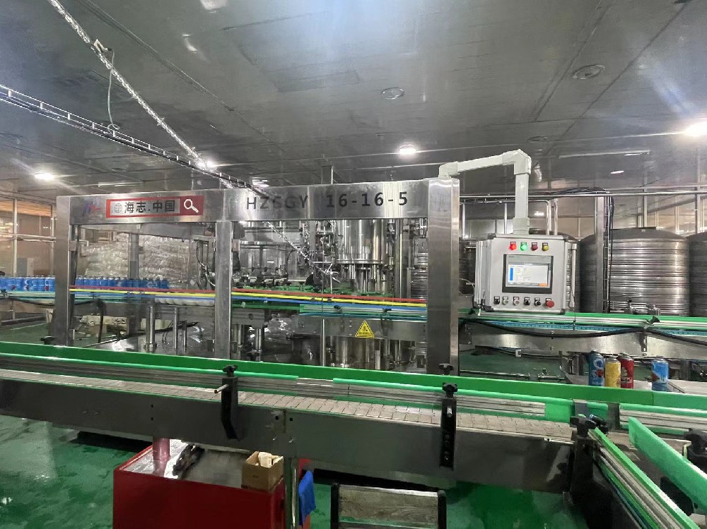 啤酒三合一灌裝機(jī)【沖洗灌裝壓蓋三合一自動(dòng)灌裝線】